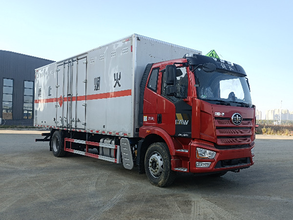解放J6爆破器材運輸車 解放J6爆破器材運輸車
