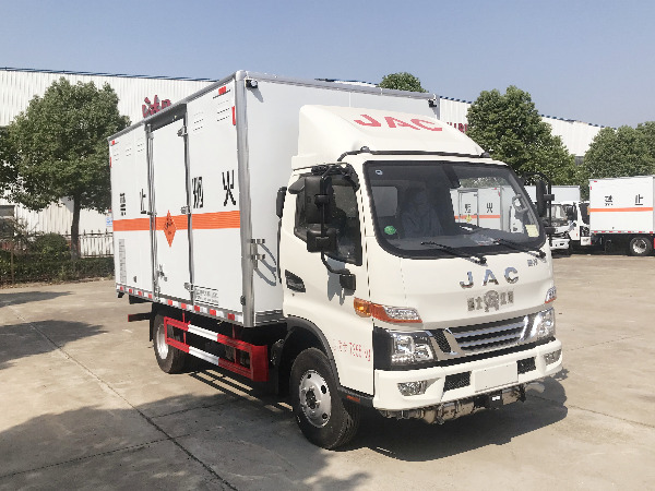 江淮駿鈴煙花爆竹運(yùn)輸車(chē)