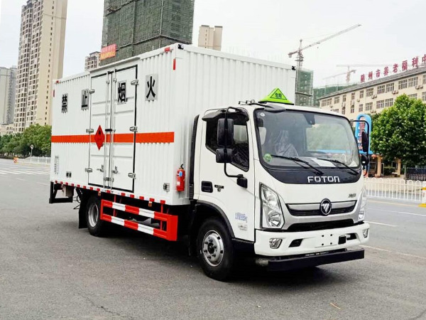 奧鈴5噸易燃氣體廂式運輸車