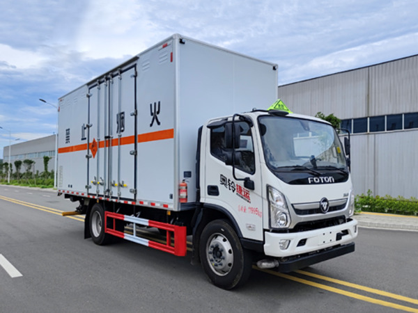 奧鈴5米5煙花爆竹運(yùn)輸車(chē)