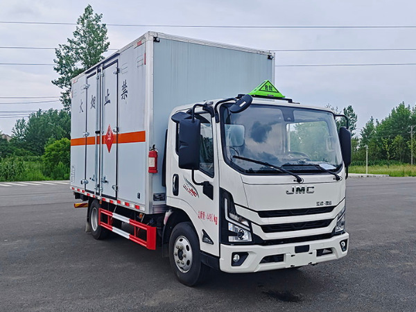 江鈴凱運(yùn)易燃?xì)怏w廂式運(yùn)輸車(chē) 江鈴凱運(yùn)易燃?xì)怏w廂式運(yùn)輸車(chē)