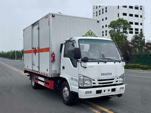 慶鈴易燃氣體廂式運輸車