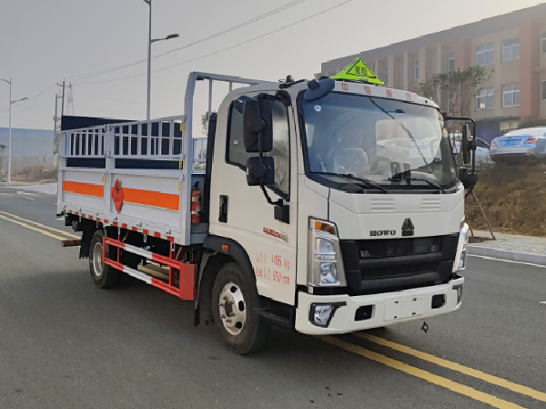 重汽悍將氣瓶運輸車