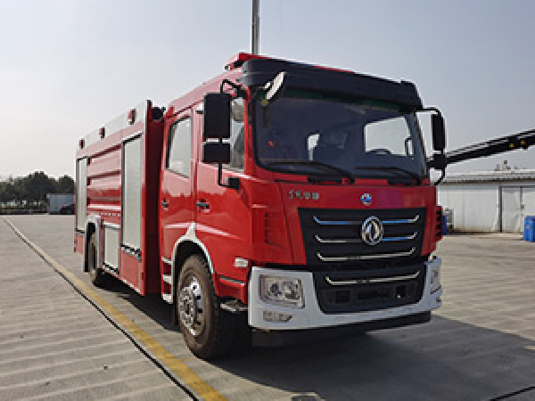 東風華神7噸泡沫消防車