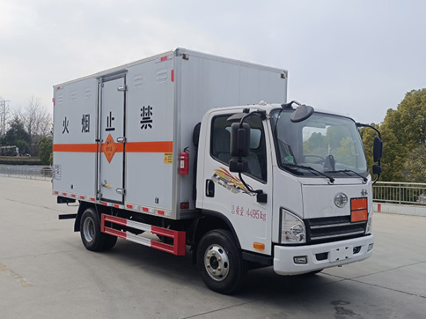 解放藍牌爆破器材運輸車