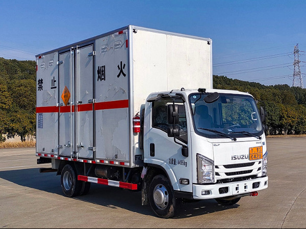 五十鈴煙花爆竹運輸車 五十鈴煙花爆竹運輸車